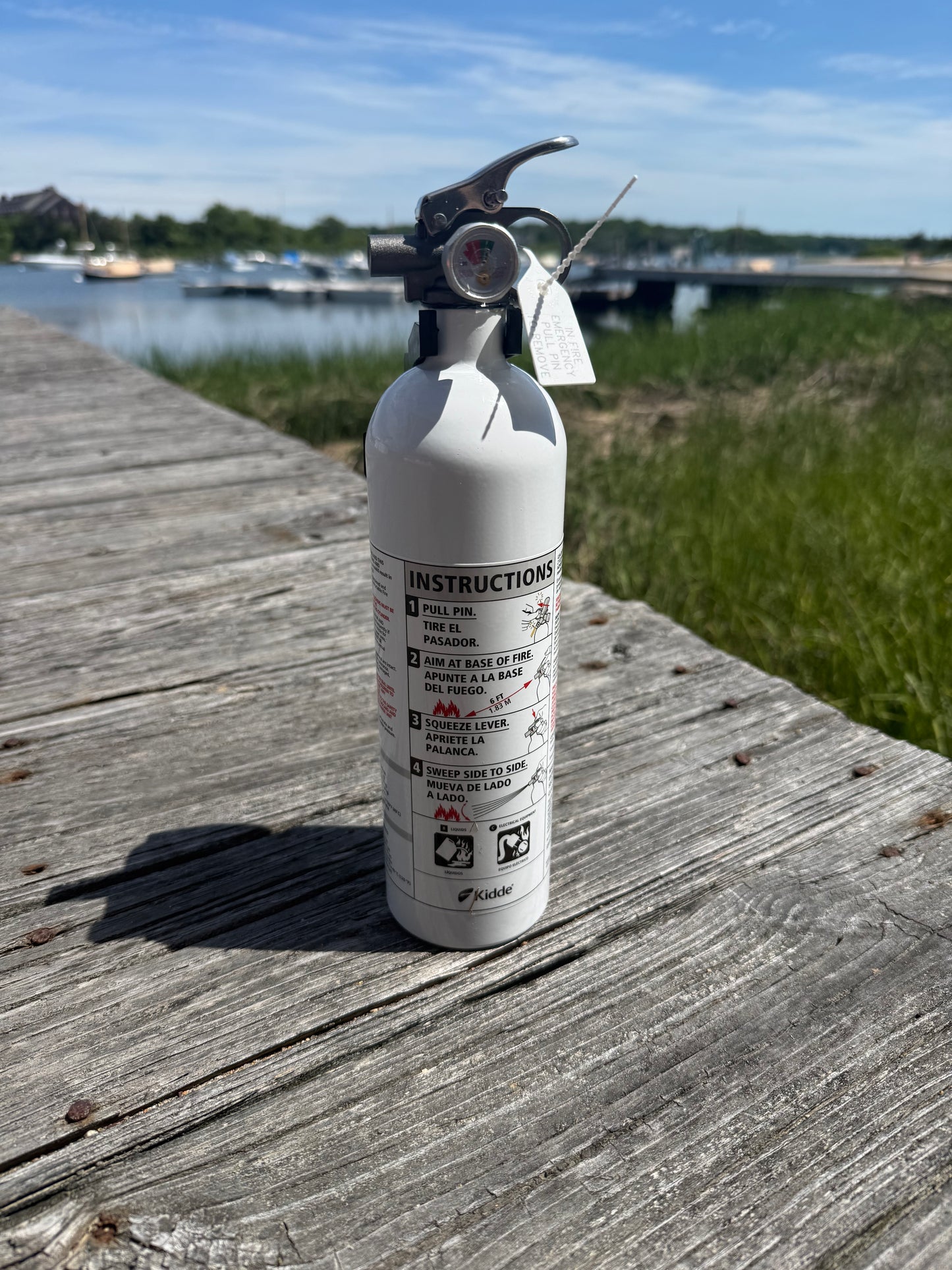 Kidde Dual-Purpose Dry Chemical Motorboat Fire Extinguisher